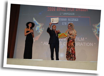 Angel Orensanz receiving his AFA ART Award